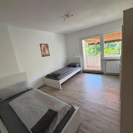 Monteurwohnungen Und Einzelapartments Apartamento