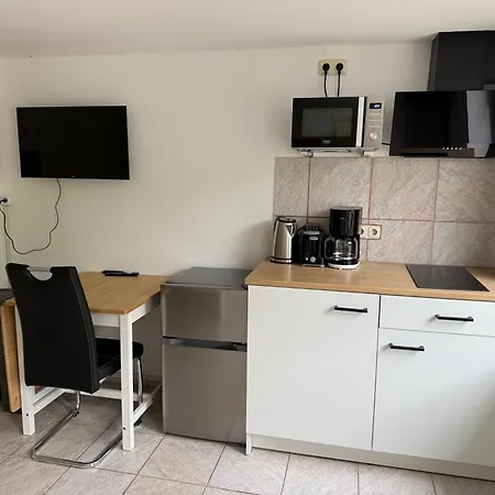 شقة Monteurwohnungen Und Einzelapartments *
