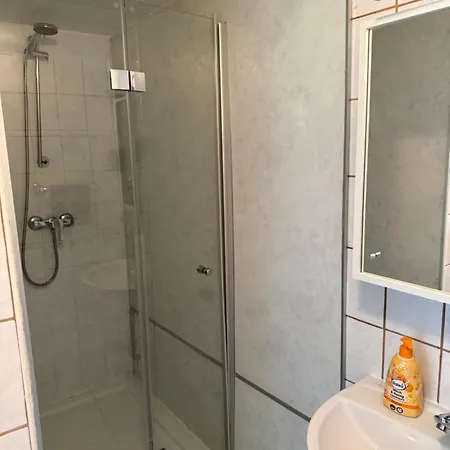 Monteurwohnungen Und Einzelapartments Apartamento