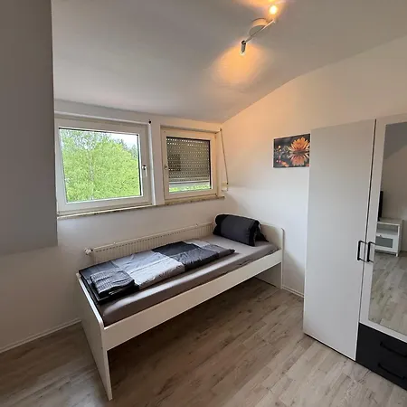 Monteurwohnungen Und Einzelapartments شقة *